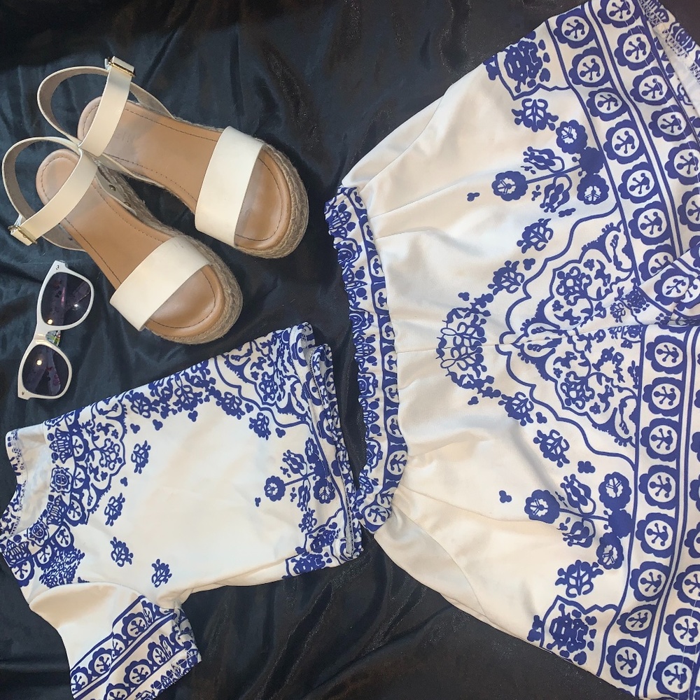 2 piece blue and white porcelain bohemian set